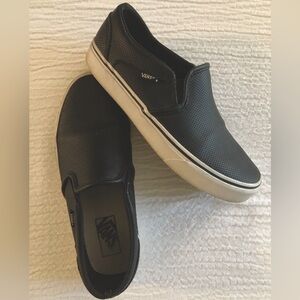Women’s sneakers